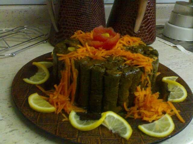 طرق تقديم محشى ورق العنب بالصور الأطباق الرئيسية أخوات طريق الإسلام