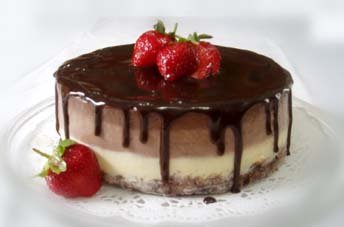 Triple_Chocolate_Cheesecake_by_meechan.jpg