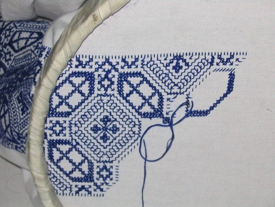 textiles-fes-maroc-531427265-952298.jpg