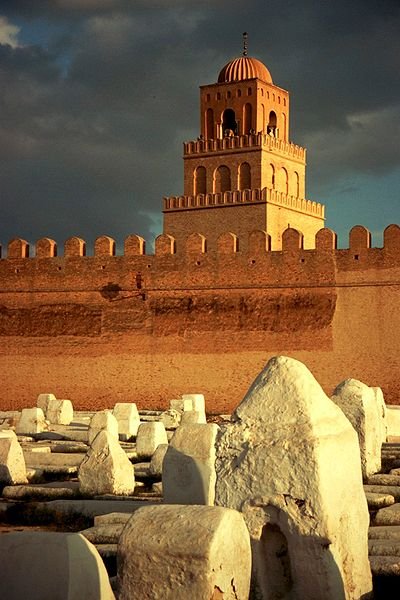 400px-Kairouan-mosquee-cimetiere.jpg