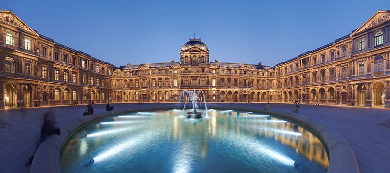 800px-Louvre_Cour_Carree.jpg