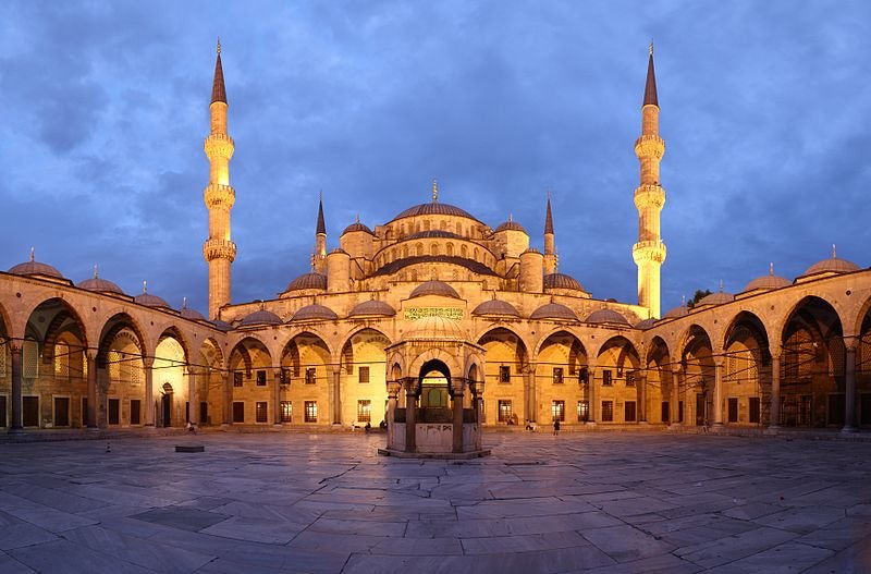 800px-Blue_Mosque_Courtyard_Dusk_Wikimedia_Commons.jpg
